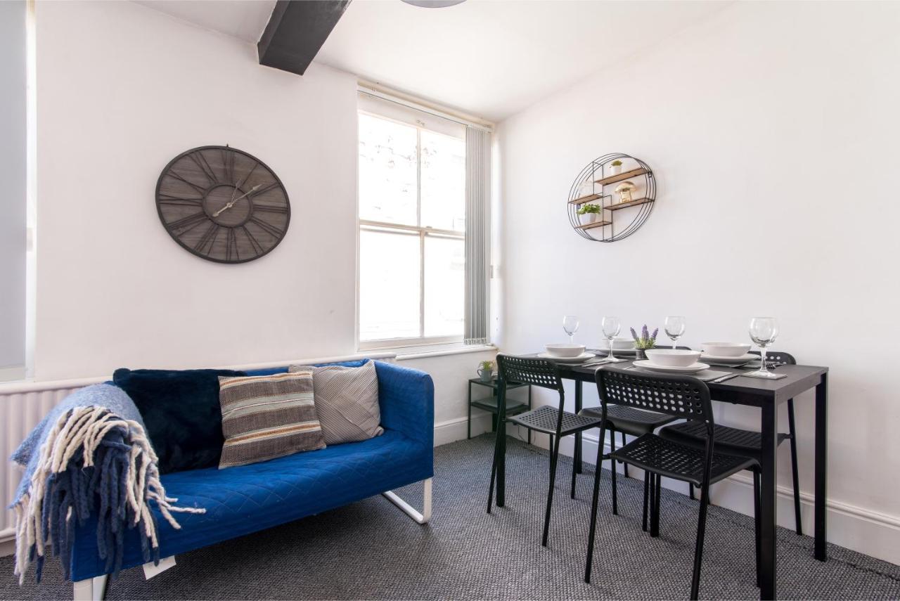 Characterful 2 Bed Apartment - Spacious & Comfy Castle Donington Luaran gambar