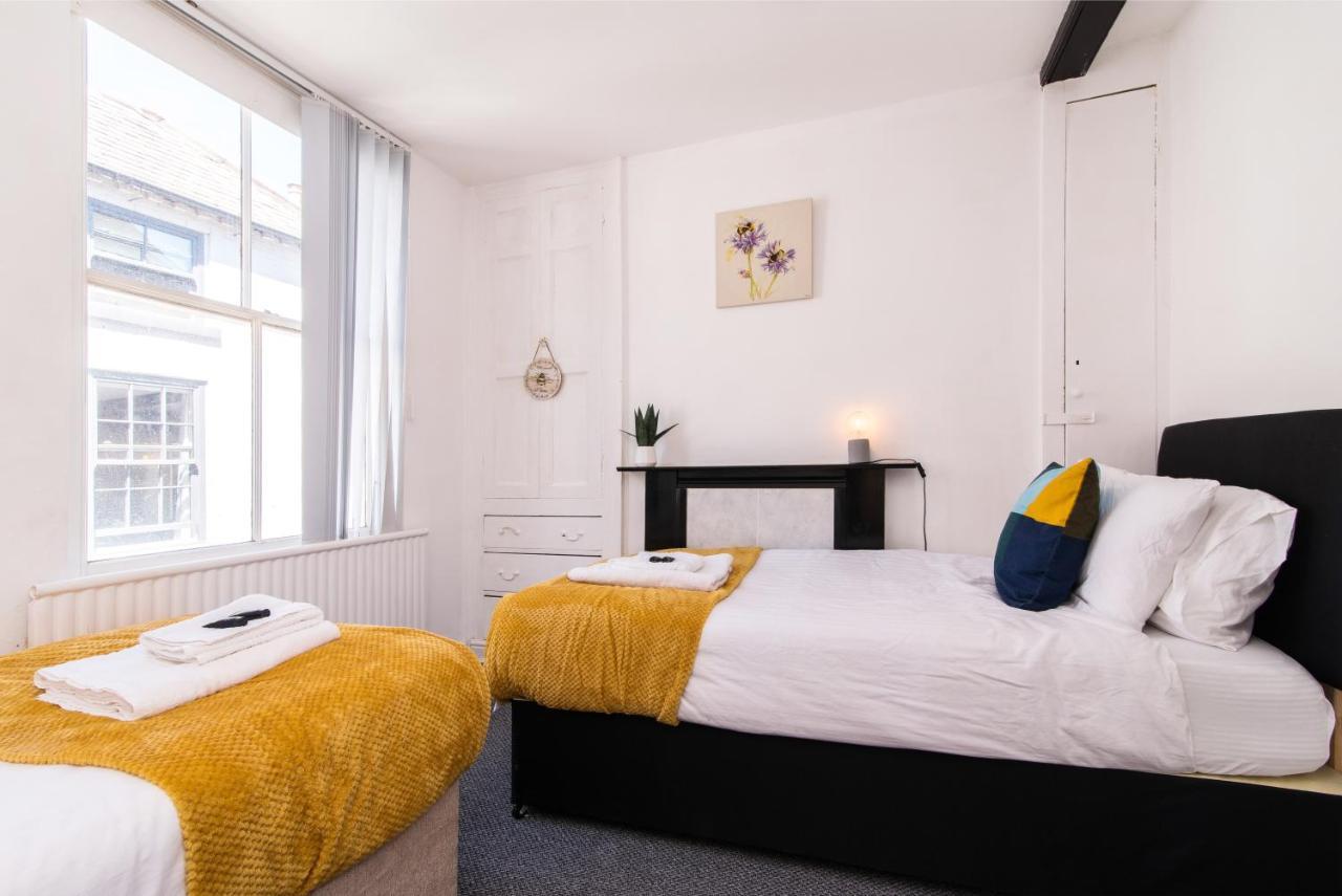 Characterful 2 Bed Apartment - Spacious & Comfy Castle Donington Luaran gambar